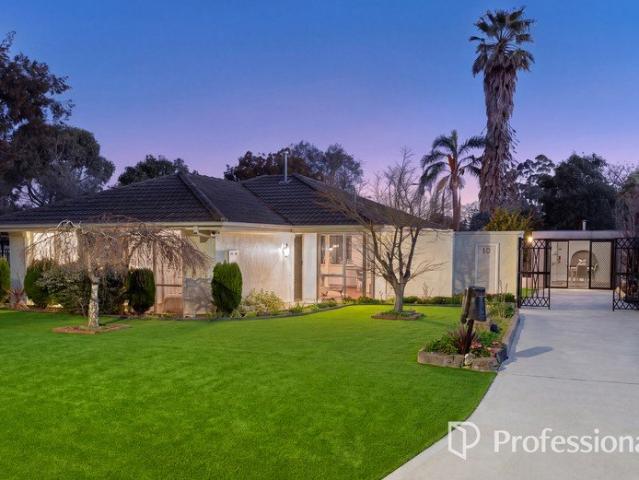 Bright, Modern & MoveIn Ready in Prime Berwick