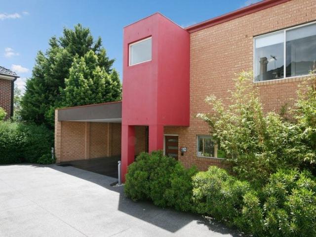 Bright, Modern and spacious Townhouse
