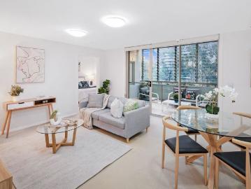 Bright & Modern Apartment in Security Complex – Walk to Turramurra Station