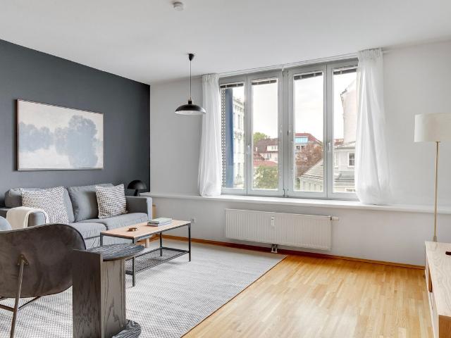 Bright, modern apartment near downtown – Alsergrund, Vienna Amsterdam Apartments for Rent