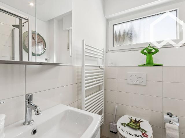 Bright Modern Furnished 1 Bedroom Apartment with Balcony in Essen Kupferdreh Dixbäume – Near Lake Baldeney, Essen Amsterdam Apartments for Rent