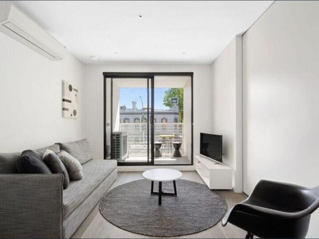 Bright & Modern Furnished Apartment