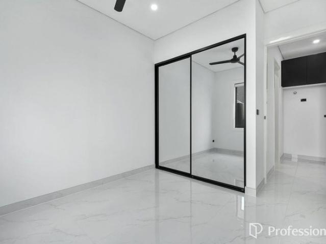 Bright & Modern Granny Flat in North Kellyville