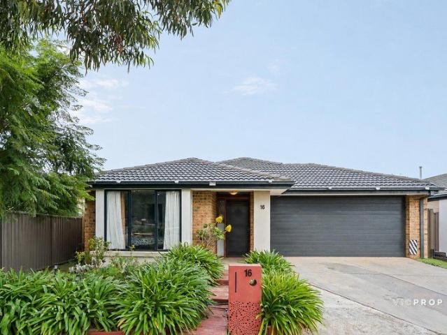 Bright, Modern & Ready to Move In