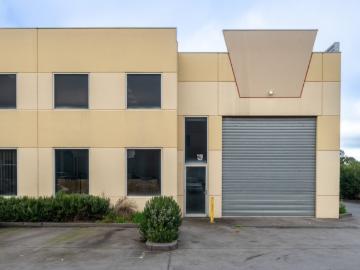 Bright & Modern Warehouse of 230sqm
