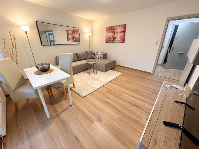 Bright & Modern 2 Room Apartment with 2 Balconies in Munich Sendling Westpark