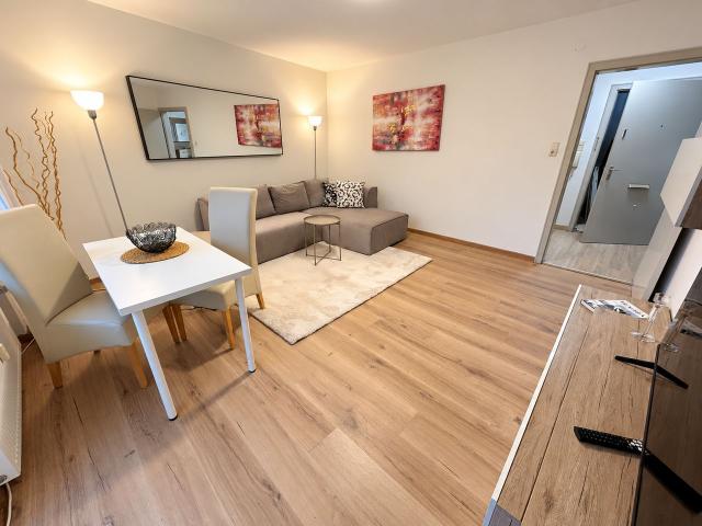 Bright & Modern 2 Room Apartment with 2 Balconies in Munich Sendling Westpark, Munchen Amsterdam Apartments for Rent
