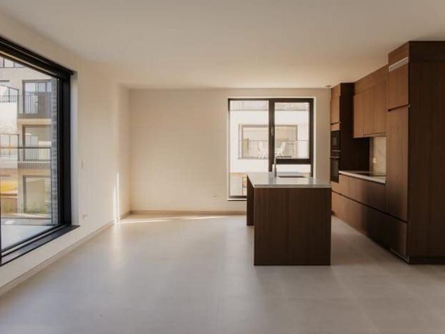 Bright new build apartment, 2 bedrooms, terrace et parking