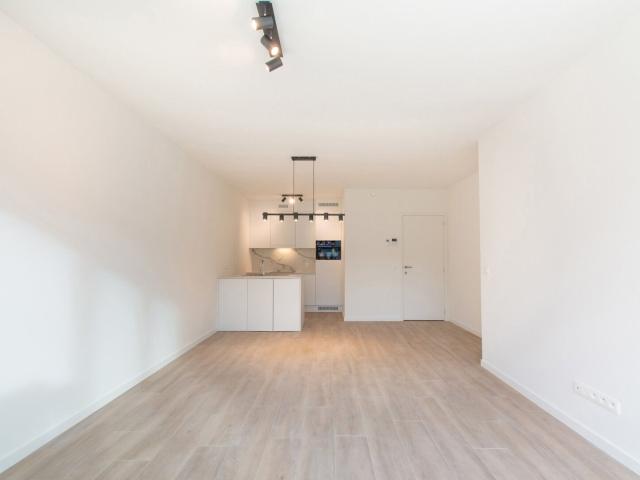 Bright new build apartment with 2 bedrooms and a terrace