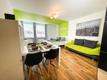 Bright & new home in nice area