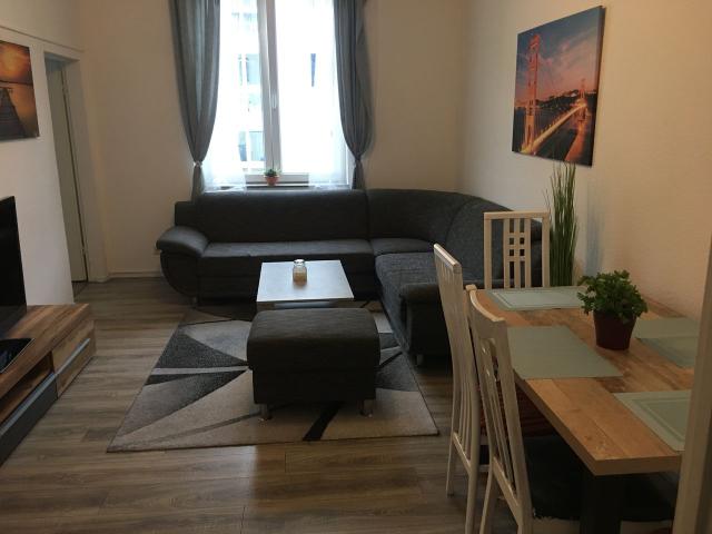 Bright, nice apartment in Düsseldorf, Dusseldorf Amsterdam Apartments for Rent