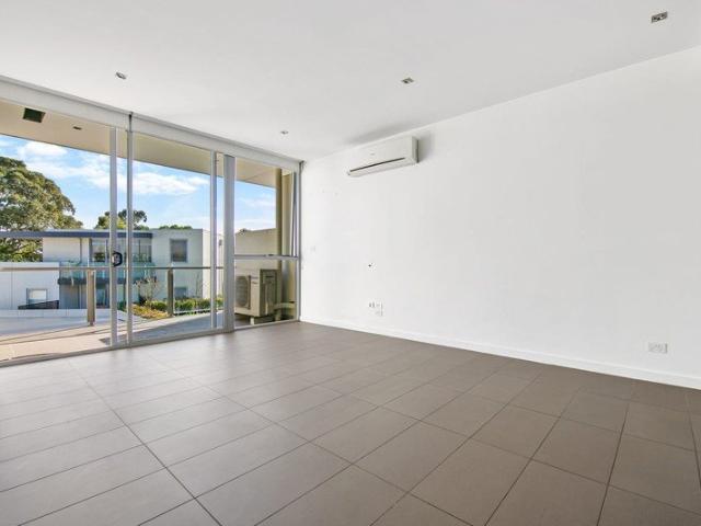Bright, Secure Apartment Ideal for First Time Buyers or Investors