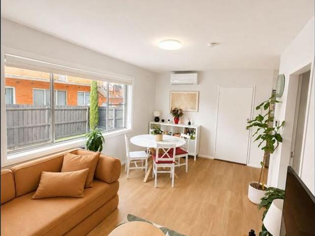 Bright & Secure 1 Bed Apartment