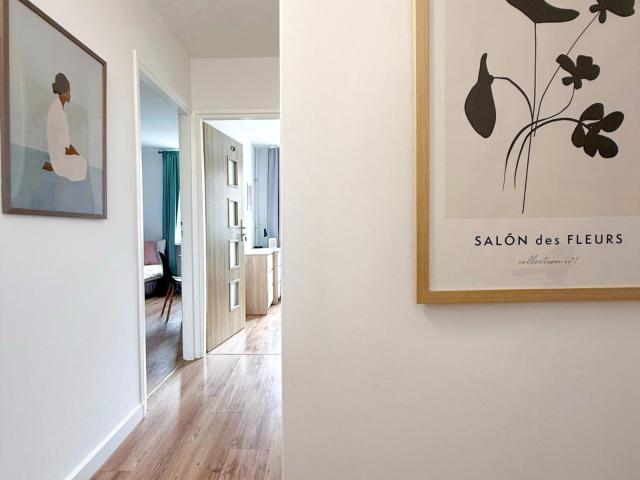Bright single bedroom near Medical University of Warsaw