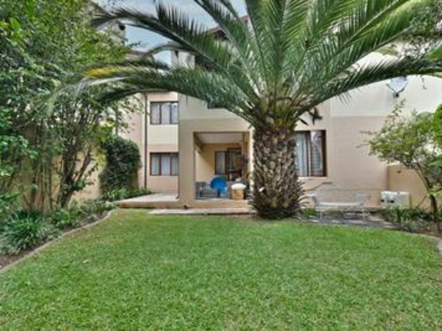 bright & spacious 3 bedroom ground f.