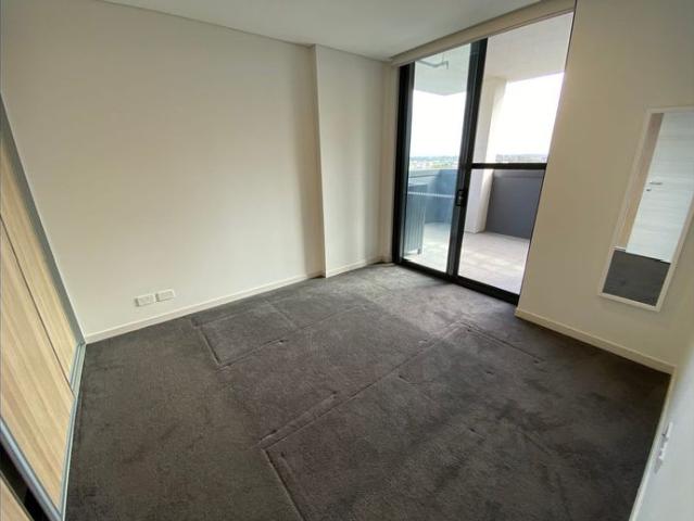Bright & Spacious 1 Bedroom Unit