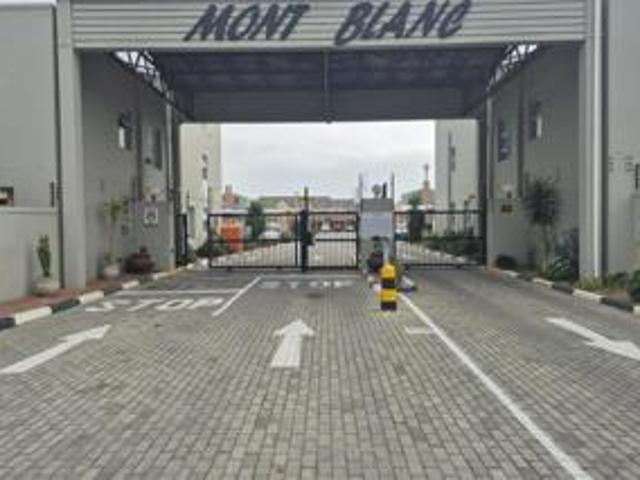 Bright & Spacious 2 Bedroom Ground Floor Apartment – Mont Blanc Complex
