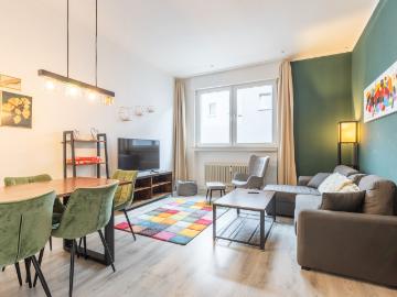 Bright & Spacious 2 Room Ground Floor Apartment | Fully Furnished