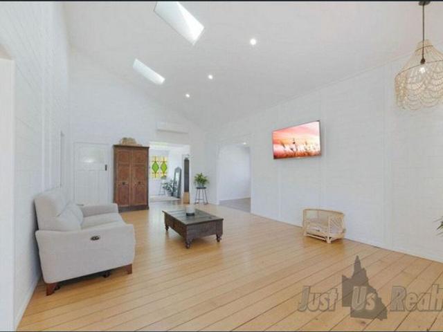 Bright & Spacious 4 Bedroom Home for Rent