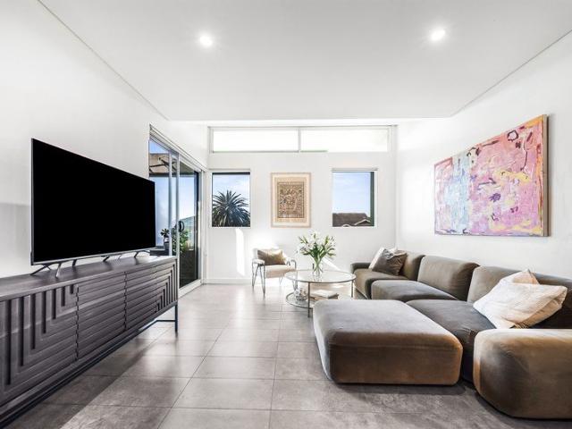 Bright, spacious and exceptionally convenient