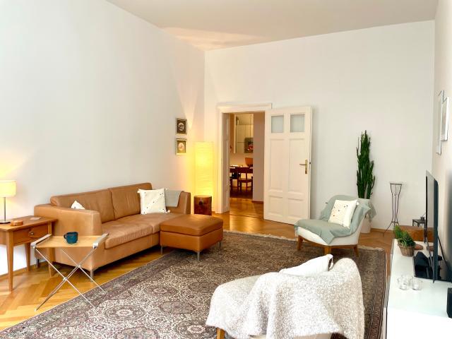 Bright, spacious apartment in Munich's Old Town