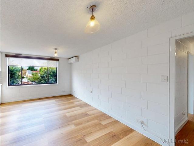 Bright & Spacious Apartment in the Heart of Ascot Vale