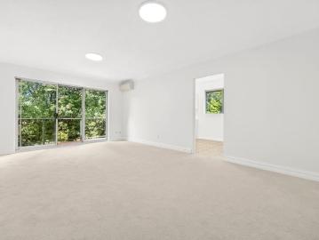 Bright, Spacious, Elevated and the Ultimate in Convenience