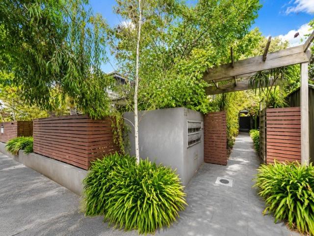 Bright & Spacious Family Living in a Convenient Location