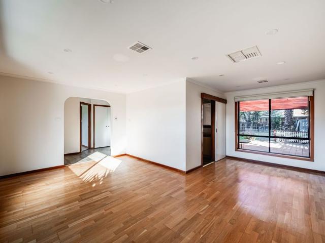 Bright & Spacious home in a quiet pocket