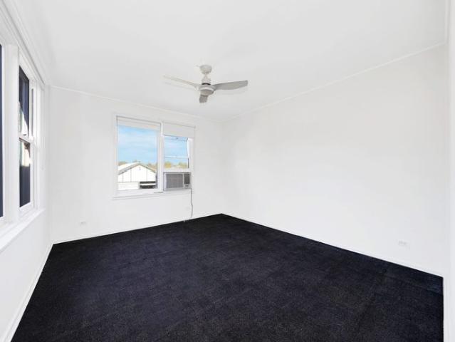 Bright & Spacious One Bedroom Flat