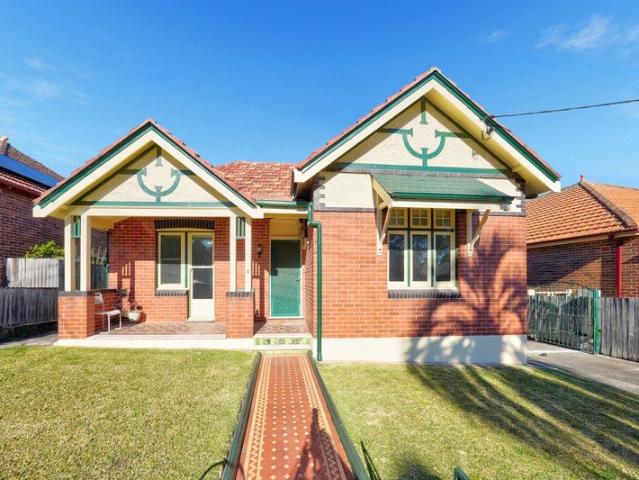 Bright & Spacious One Bedroom Flat