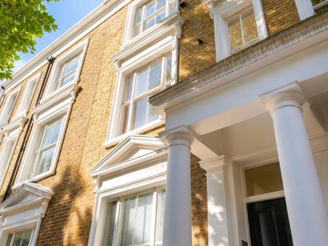 Bright & Spacious One Bedroom Flat in Prime Earl's