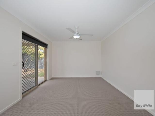 Bright, Spacious & Ready to Move In Derrimut Family Home
