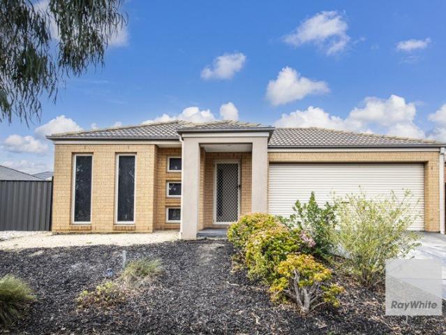 Bright, Spacious & Ready to Move In Derrimut Family Home
