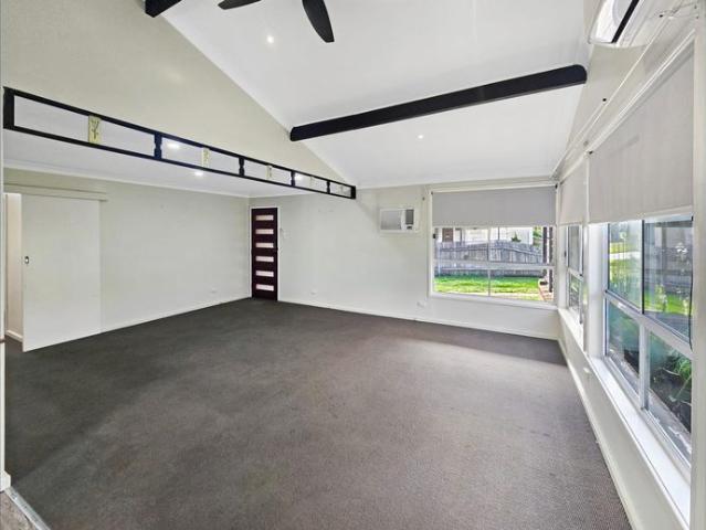 Bright, Spacious & Well Kept Home in a Handy Location