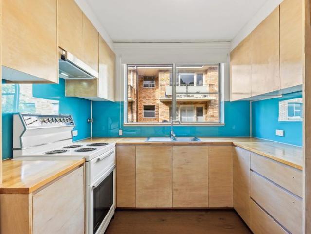 Bright & Spacious Two Bedroom Apartment in the Heart of Wollstonecraft