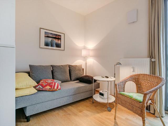 Bright studio apartment for rent in Haidhausen