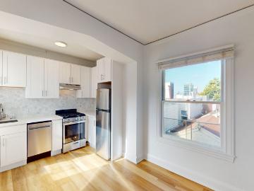 Bright Studio Apartment in Hayes Valley with Dishwasher & Pet Friendly Policy