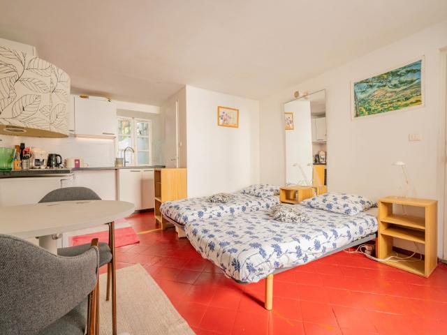 Bright studio in Aix en Provence