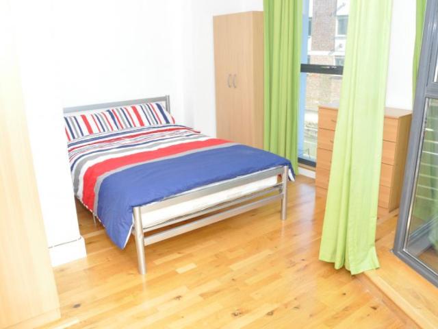 Bright studio in Limehouse Has an Apartment
