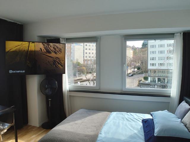 Bright Studio in Stuttgart Stadtmitte, Stuttgart Amsterdam Apartments for Rent