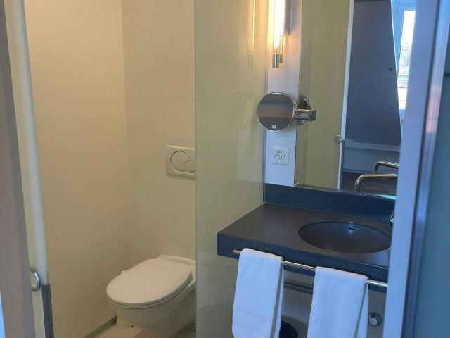 Bright Studio in Zurich – Central Location, Zurich Amsterdam Apartments for Rent
