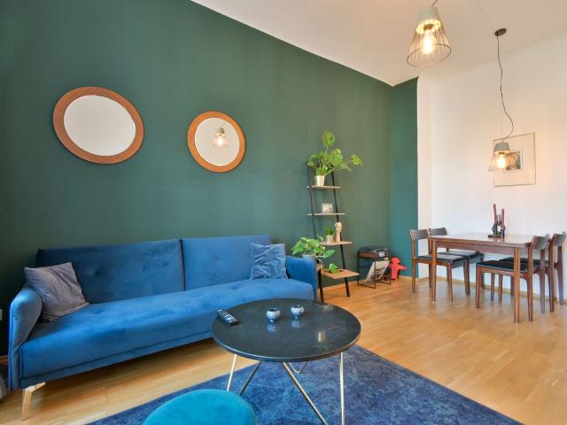 Bright, stylish 2 room Art Nouveau apartment with south facing balcony & parquet flooring, Leipzig Amsterdam Apartments for Rent