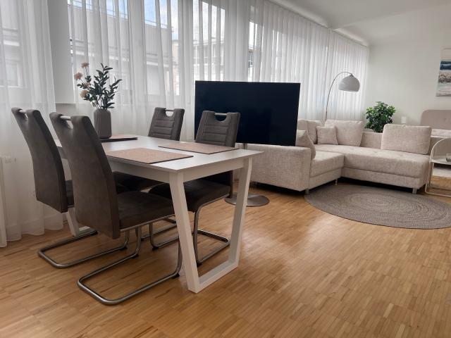 Bright, stylish apartment in Bielefeld city center with parking space