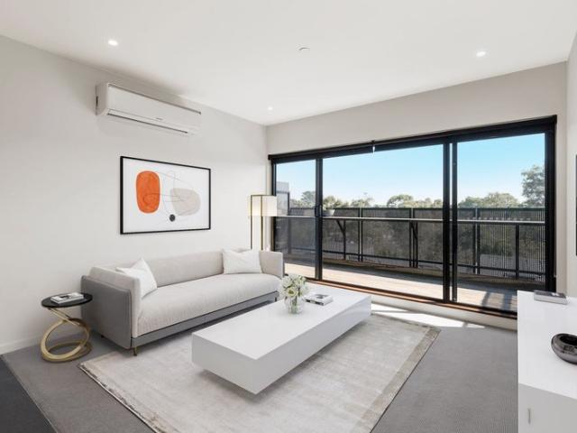 Bright & Stylish Apartment Living *UNDER APPLICATION