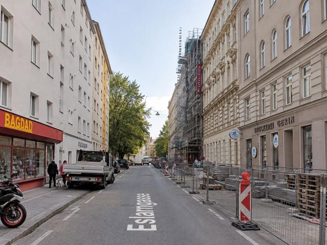 Bright & Stylish Apartment with Balcony in Central Vienna, Vienna Amsterdam Apartments for Rent