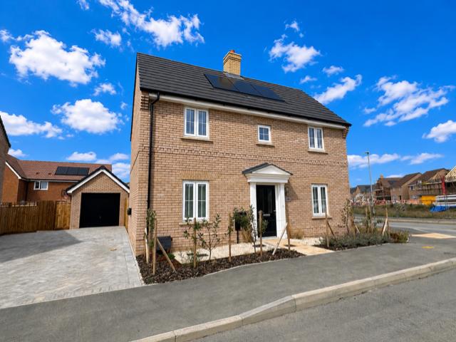 Bright Street, Ely, Cambridgeshire 3 bed detached house to rent £1,600 pcm £369 pw