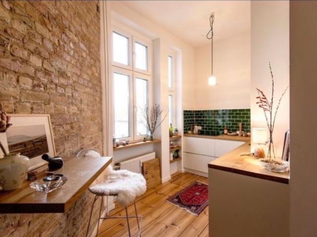 Bright, Sun Filled Apartment at Paul Lincke Ufer – 90 m², Berlin Amsterdam Apartments for Rent