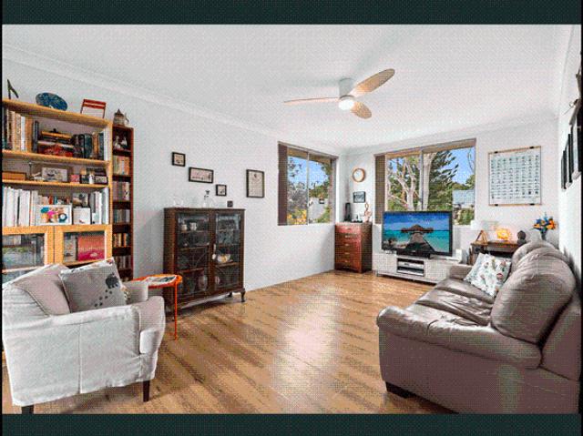 Bright & Sunny Apartment with Renovated Kitchen and Lock Up Garage