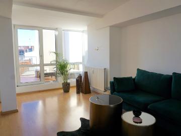 Bright 2 room penthouse apartment with roof terrace in Charlottenburg – furnished
